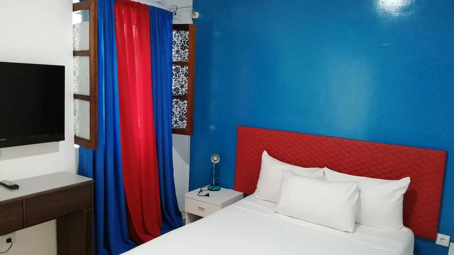 Residencia Principal Hotel Tarrafal